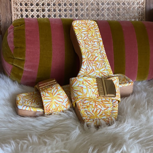 Jacquemus Les Tatanes floral sandals size 38 - Picture 4 of 4